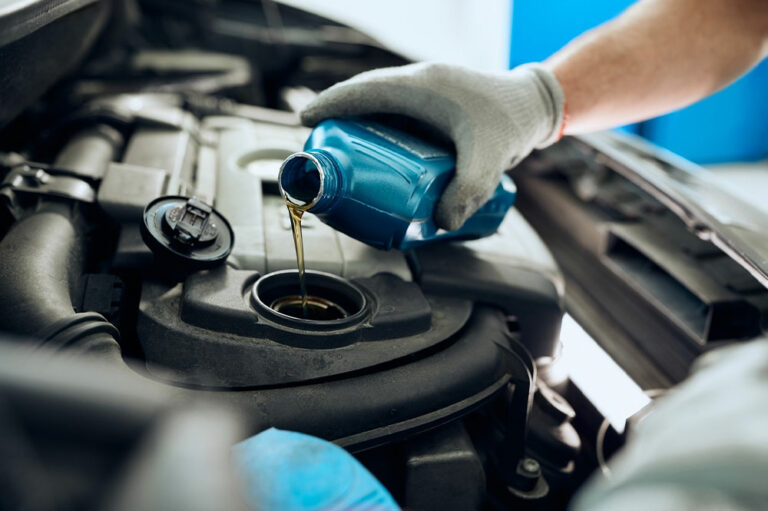 6 Mistakes to Avoid When Changing Engine Oil